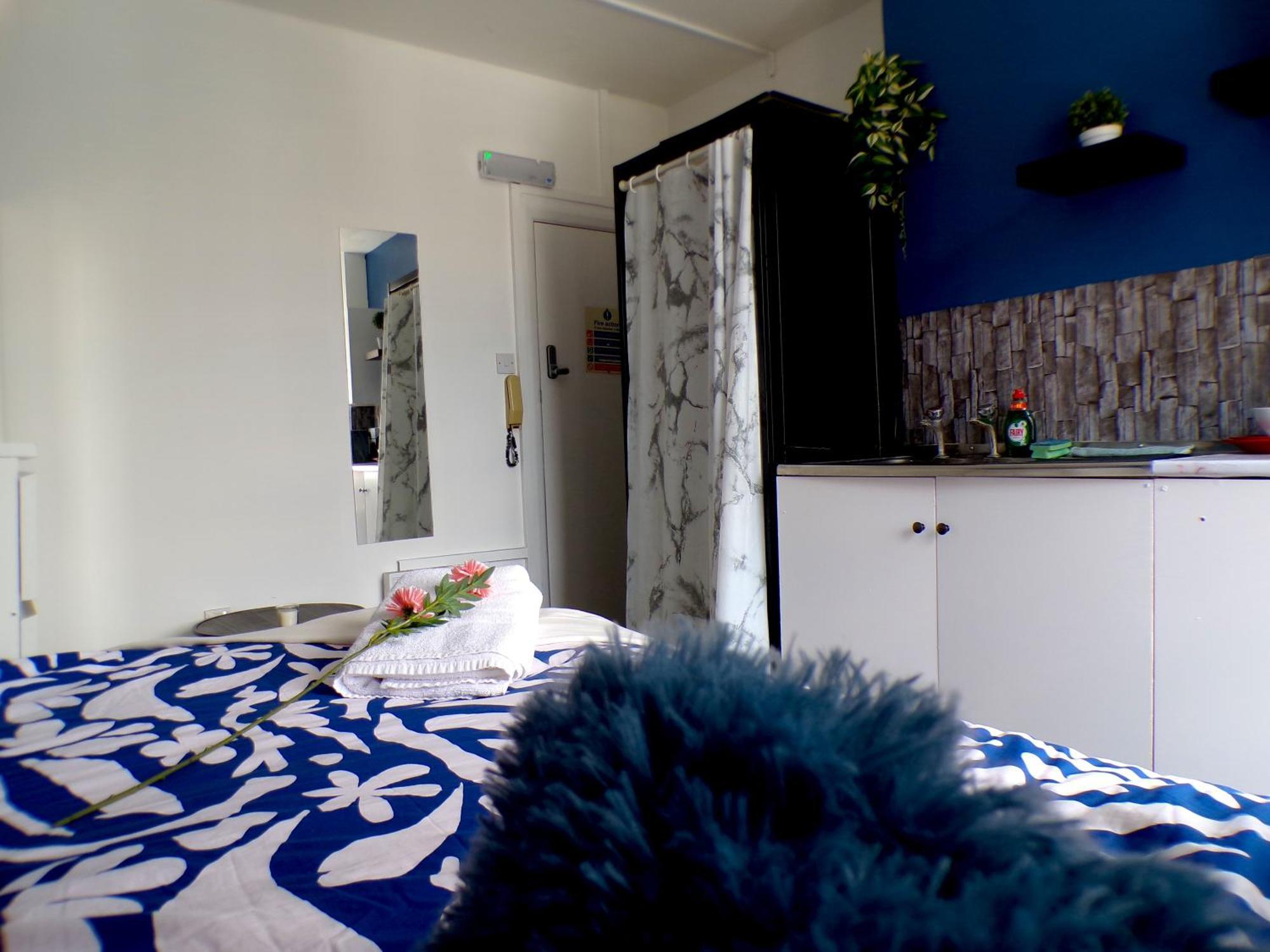 West Kensington - Santorini Apartments Londra Esterno foto